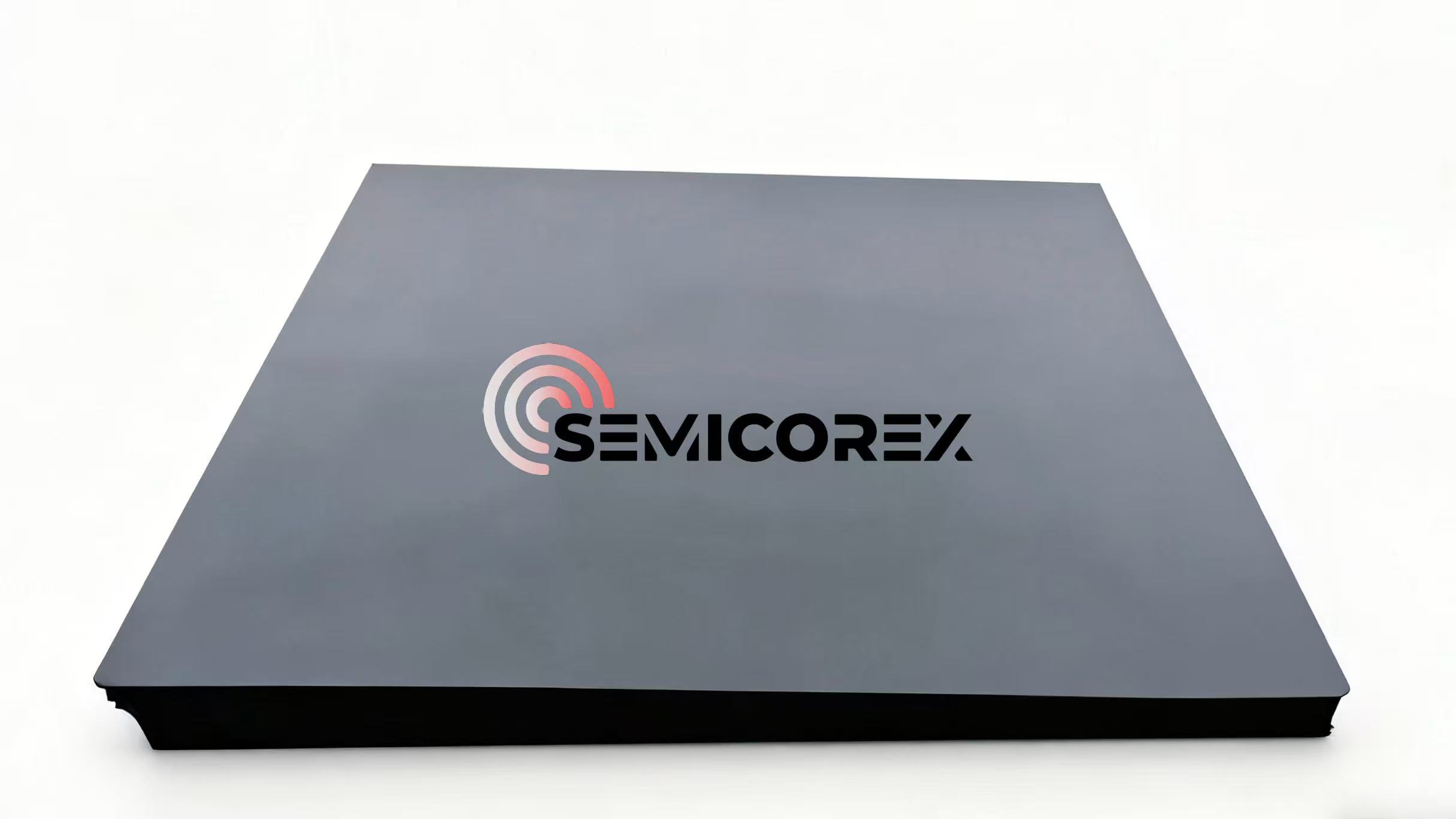 బ్లాక్ అల్యూమినా సిరామిక్స్ యొక్క లక్షణాలు ఏమిటి